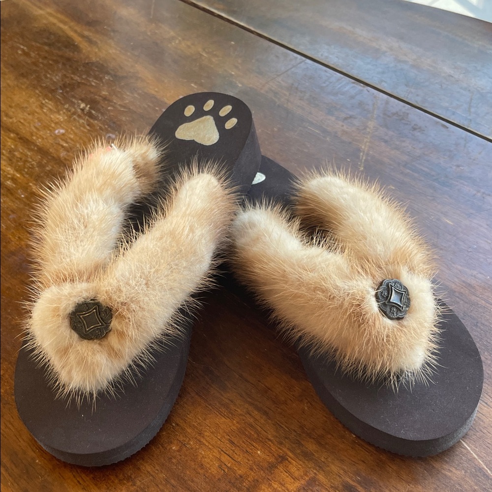 Luxurious Fur Women Sandals